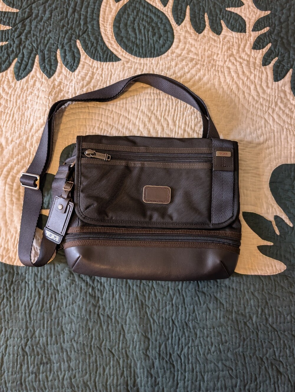 Authentic Tumi Alpha Bravo Messenger Bag